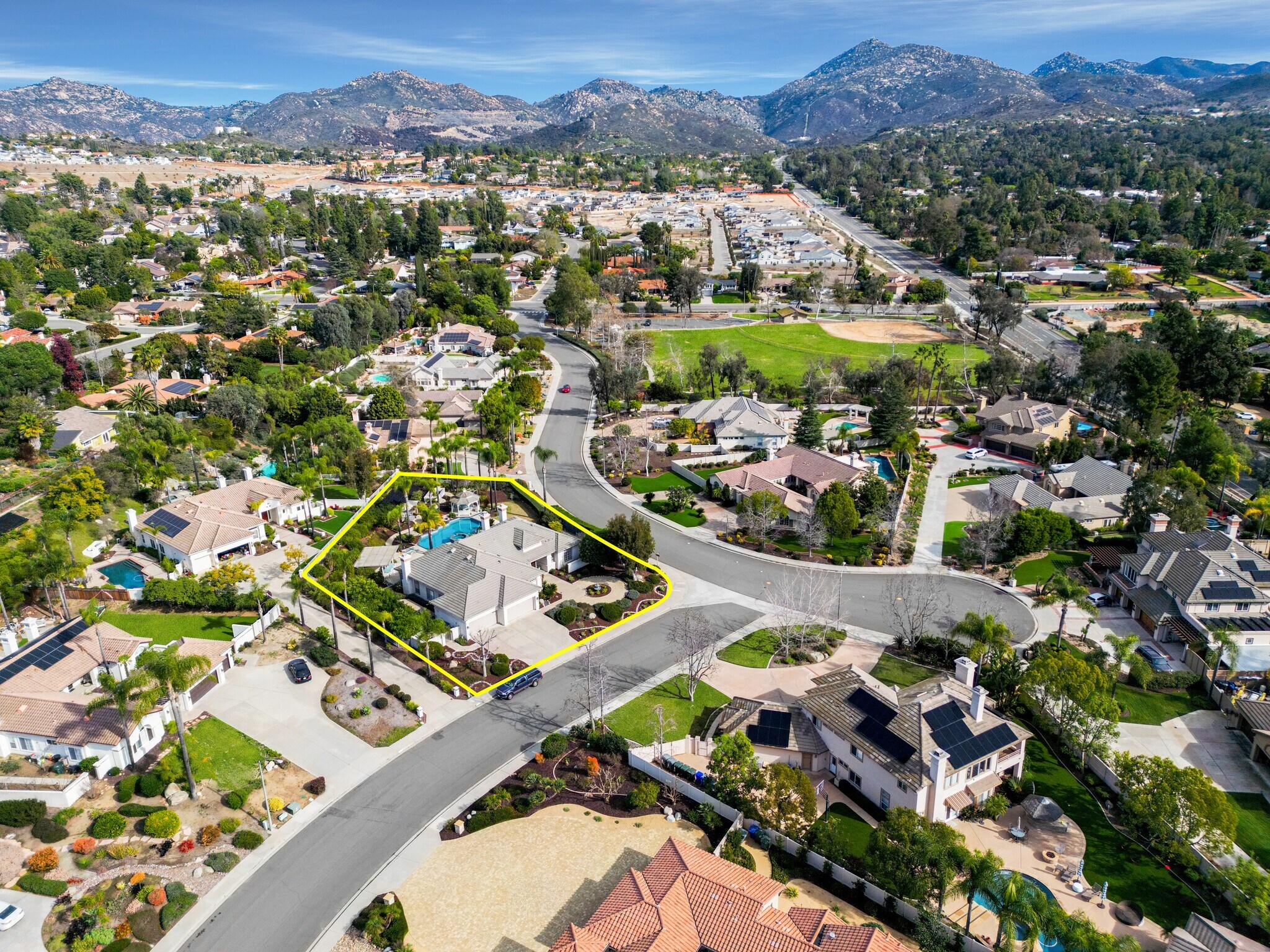Aerial of area - 16880 Saint James Dr