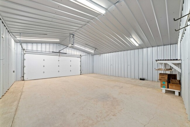 Building Photo - 970 Co Rd 256