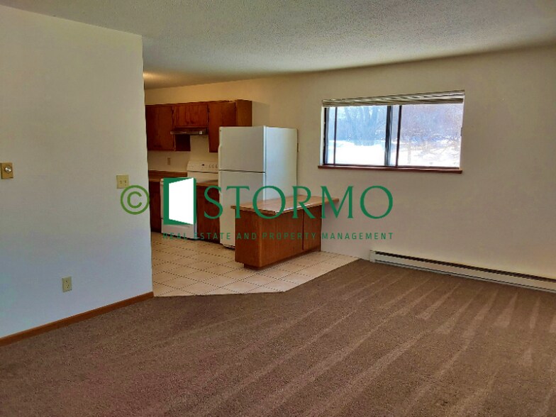 Building Photo - 525 14th St S