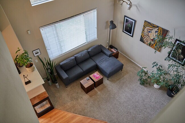 Building Photo - 3809 Rannoch St