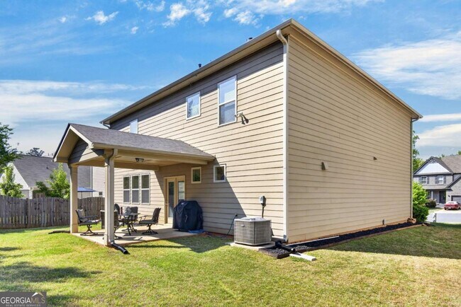 Building Photo - 205 Orchard Trail