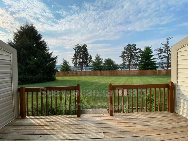 Building Photo - 68 Shady Ln