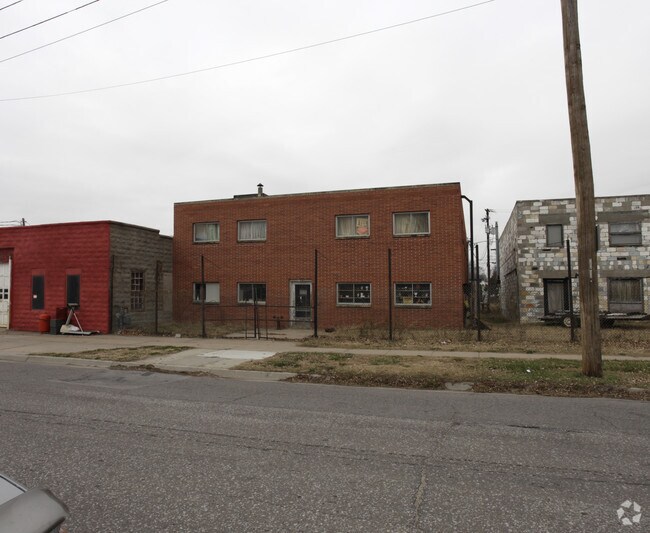Primary Photo - 2224 Y Street