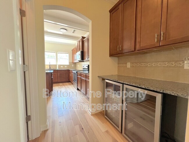 Building Photo - 2602 Impatien Drive