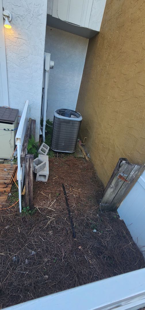 Building Photo - First two weeks for approved applicant.