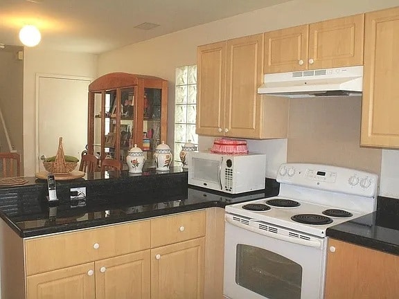 Building Photo - 1513 Molehu Dr