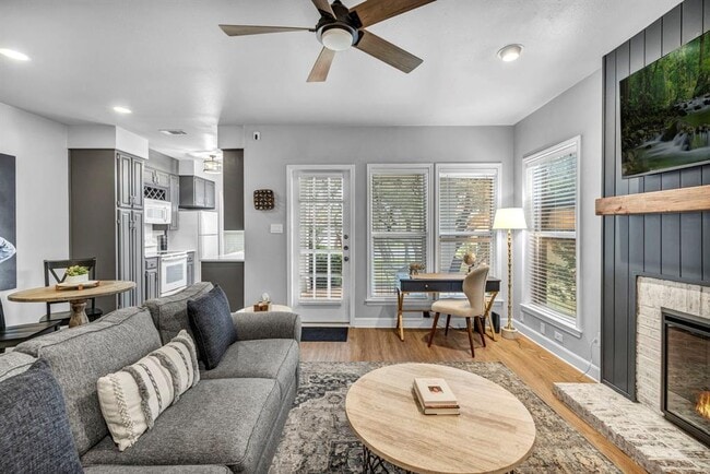 Building Photo - 5 Tournament Way