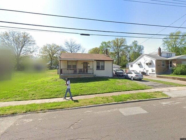 Building Photo - 2313 Burns Ave