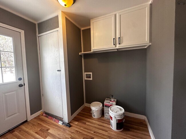 Building Photo - 1502 Fillmore St