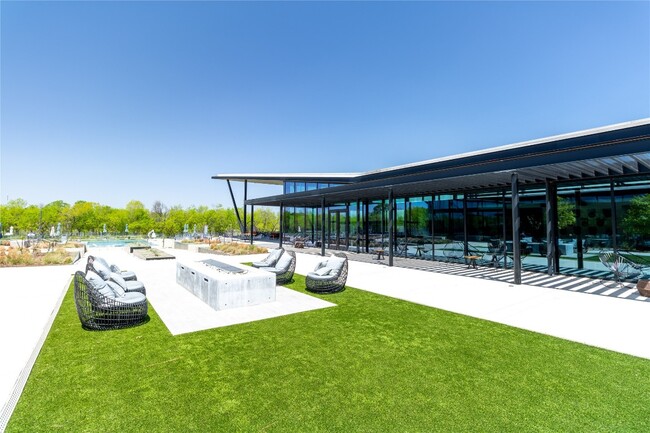 Building Photo - 7701 Donnelley Dr
