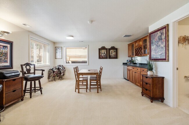 Building Photo - D20 Patio Home on the Golf Course views of...