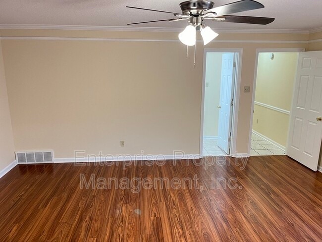 Building Photo - 4155 Tunbridge Pl