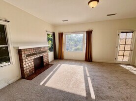 Building Photo - 2256 Glendale Blvd