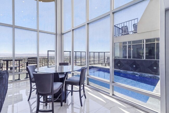 Building Photo - 3111 Bel Air Dr