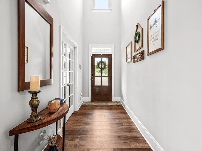 Building Photo - Lease OR Lease to Own