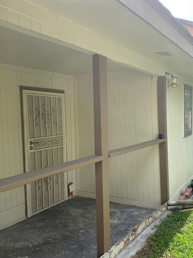Building Photo - 2311 Chelsea Knoll Ln
