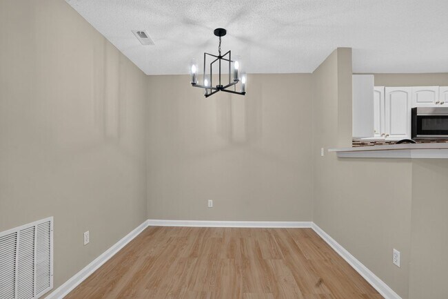 Building Photo - 100 Kensington Blvd