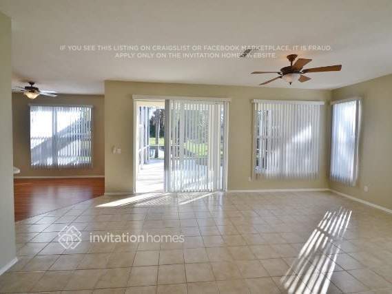 Building Photo - 205 39th St NE