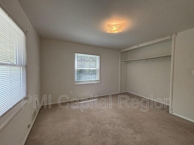 Building Photo - 5830 Vandegrift Ave