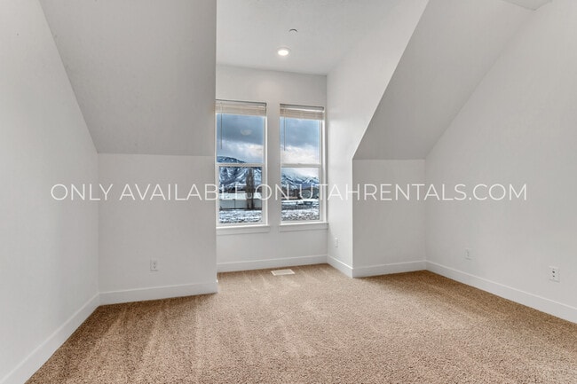 Building Photo - 768 S 1600 W