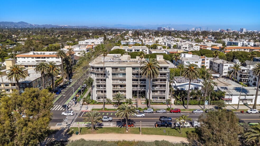 Building Photo - 801 Ocean Ave