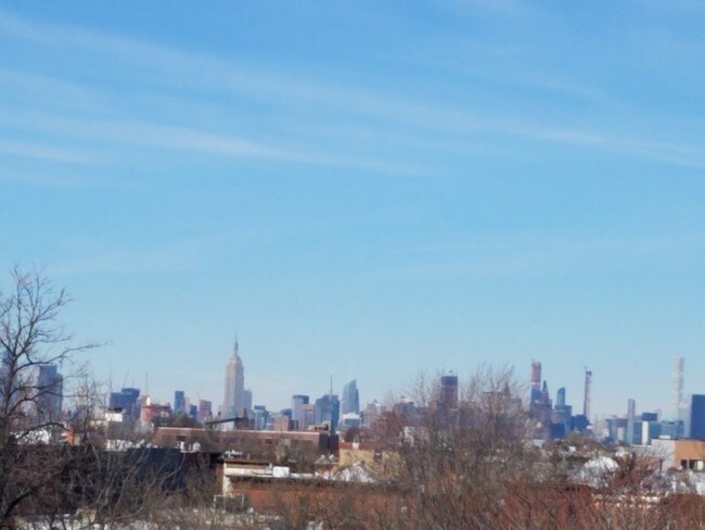 Building Photo - 202 Macon St