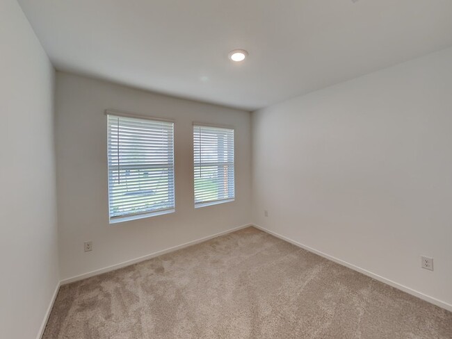 Building Photo - Welcome Home!