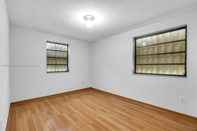 Building Photo - 12845 SW 49th Terrace