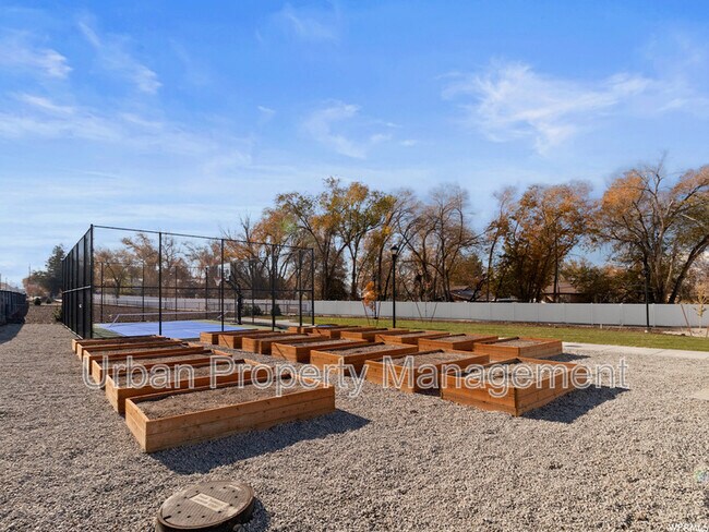 Building Photo - 143 E Verdon Ct