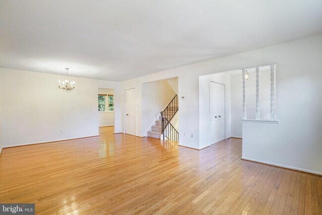 Building Photo - 7481 Jayhawk St