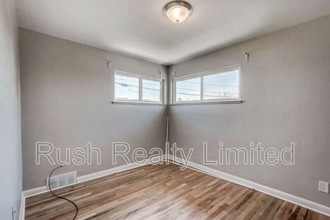 Building Photo - 1306 Wolff St