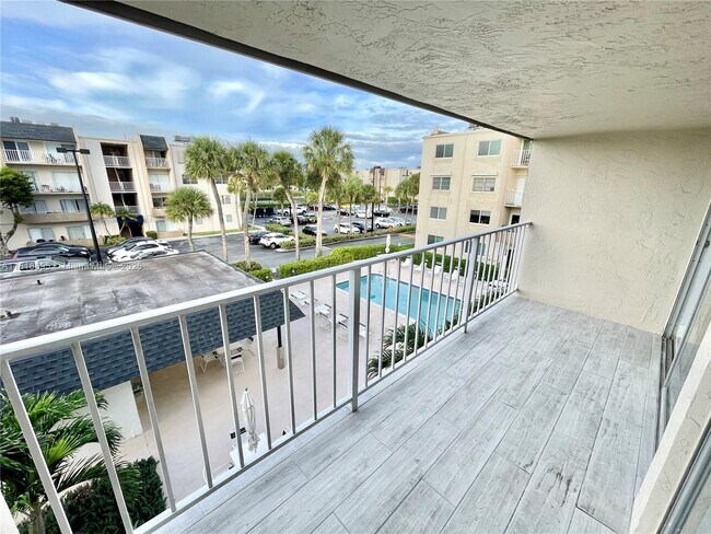 Building Photo - 7777 SW 86th St