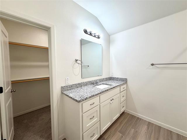 Building Photo - 4910 Dry Creek Rd