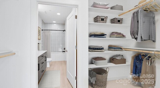 Building Photo - 1133 Harding Pl