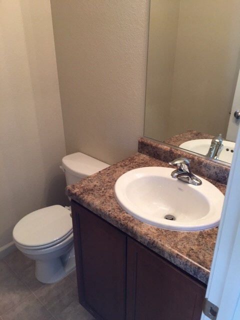 Building Photo - Kendall Creek Townhome - Sparks