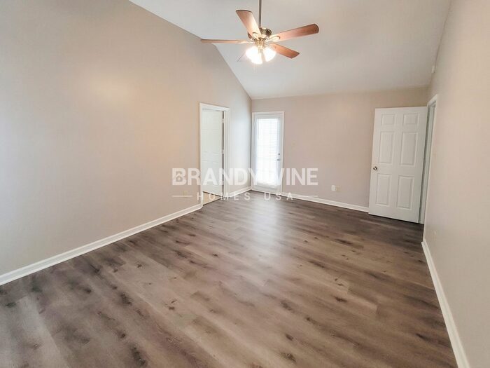 Building Photo - 7123 Amberly Way Dr