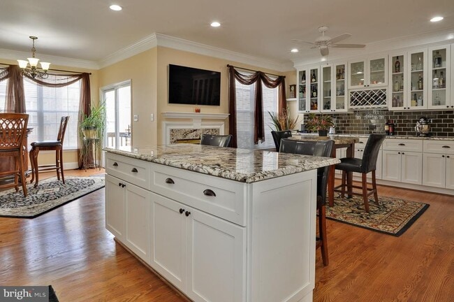 Building Photo - 5306 Sandyford St