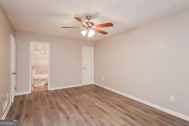 Building Photo - 1693 Laurel Creek Cir