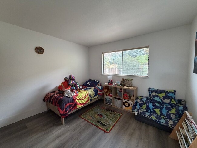 Building Photo - 3668 28th St E