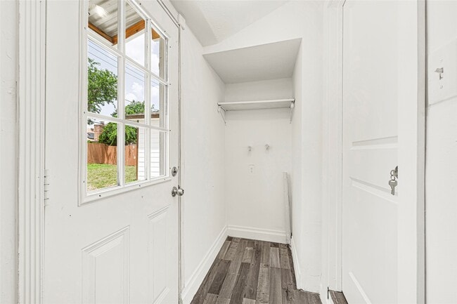 Building Photo - 3302 Stallings Dr