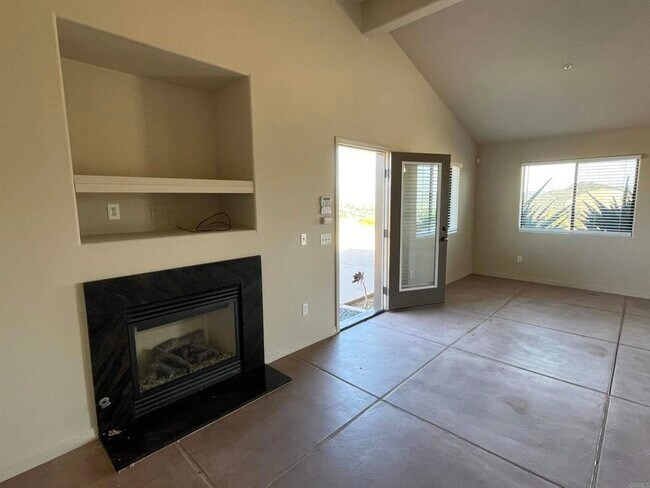 Building Photo - 12478 Hillpoint Ct