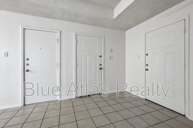 Building Photo - 6340 Mark Ct