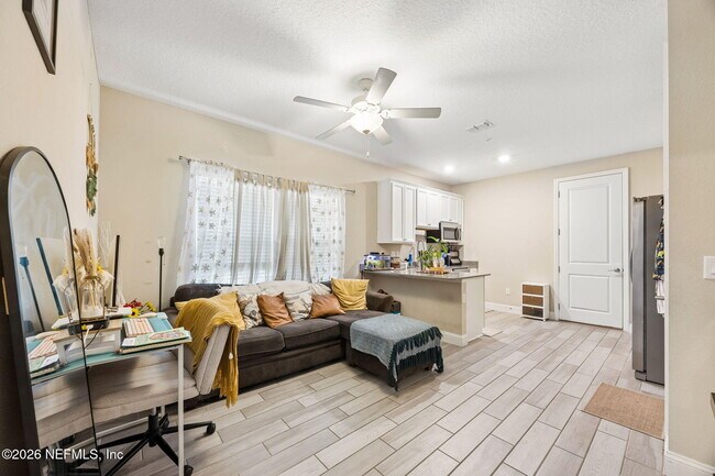 Building Photo - 118 Sadler Ct