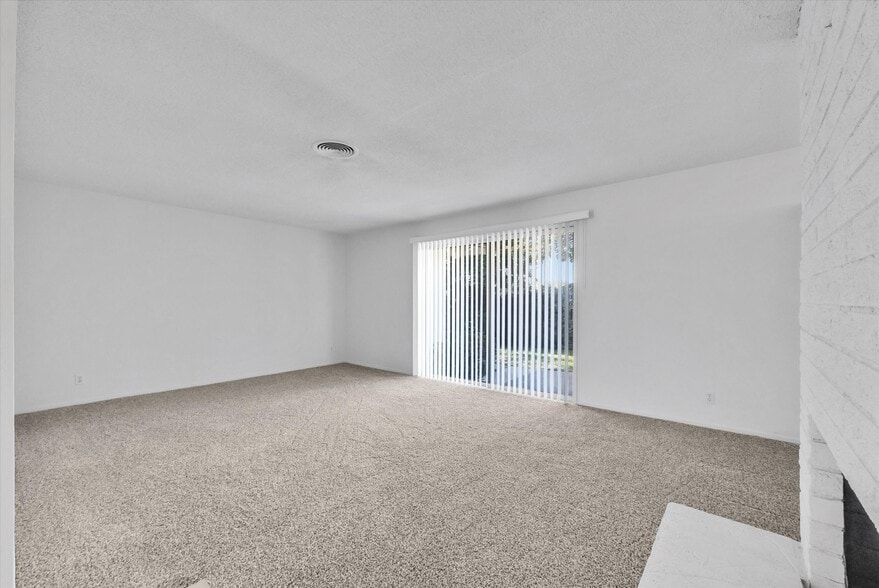 Family Room - 13981 Brenan Way