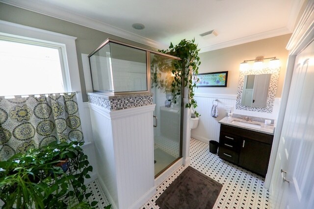 Building Photo - 7229 Moller Ave