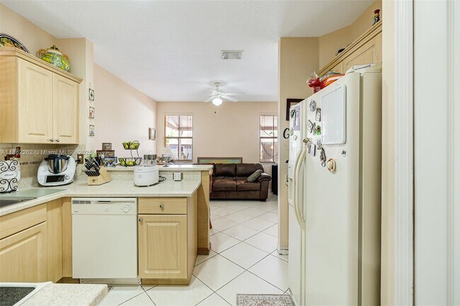 Building Photo - 15825 SW 60th Terrace