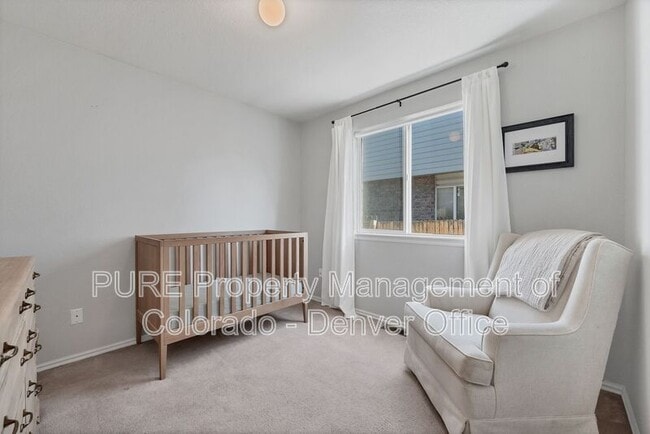 Building Photo - 2866 Fernwood Pl