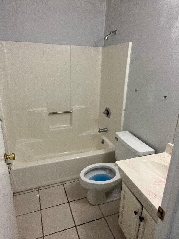 Building Photo - 1226 Shalom Dr