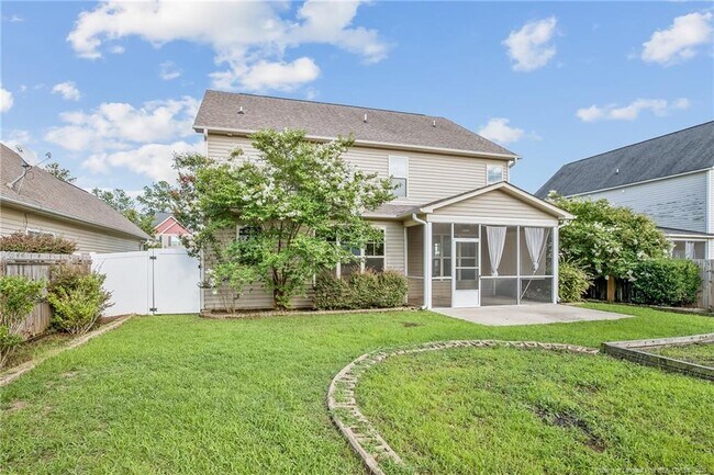 Building Photo - 2828 Deepwater Ct