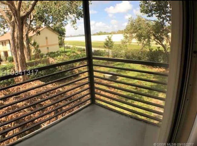 Canal views - 701 Gardens Dr